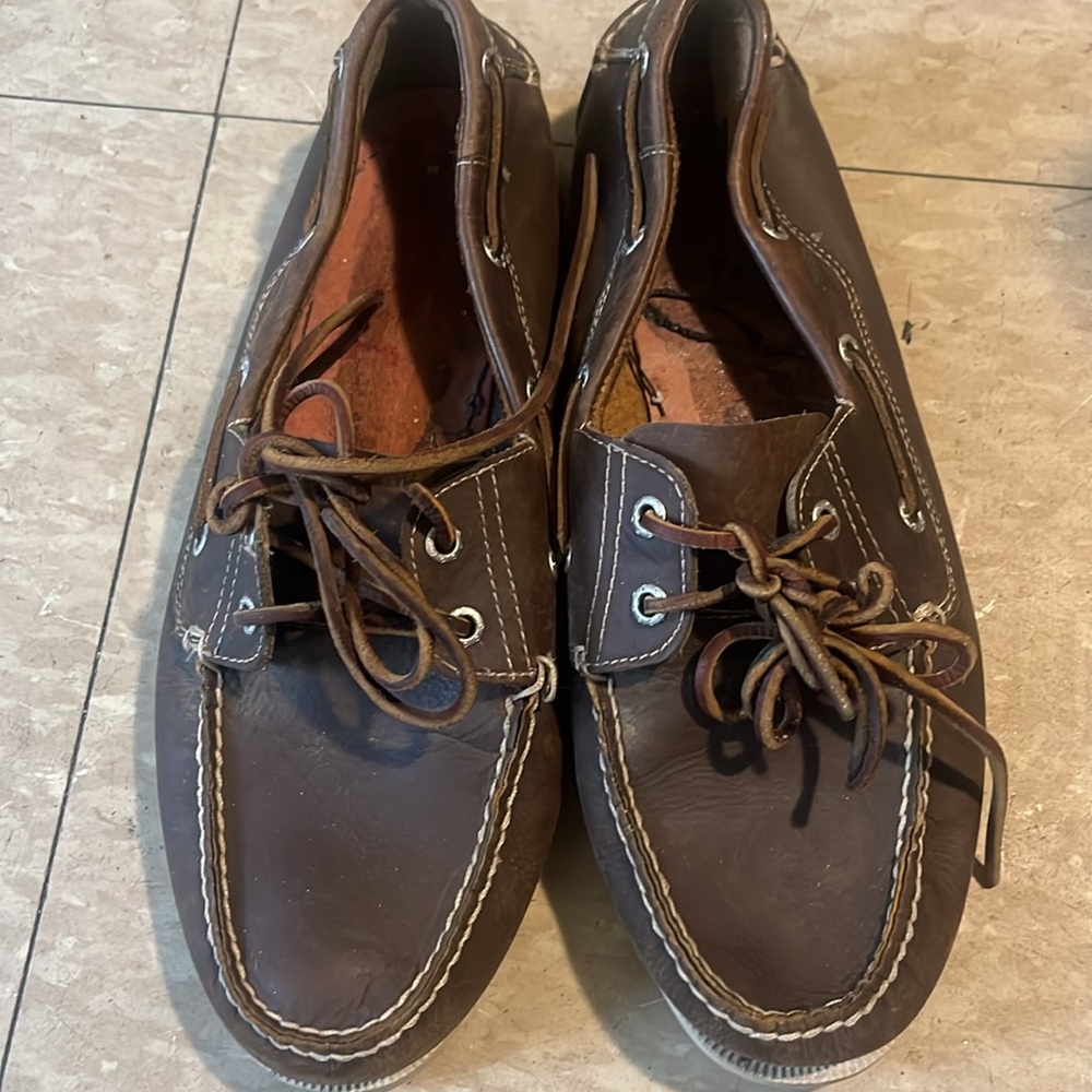 3/$-5. Men’s Dockers Size 10